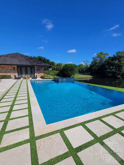 Traffic Blade Silver-Synthetic Grass Turf-GrassTex-KNB Mills